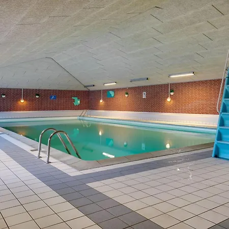 Urmas - 1km From The Sea By Interhome *